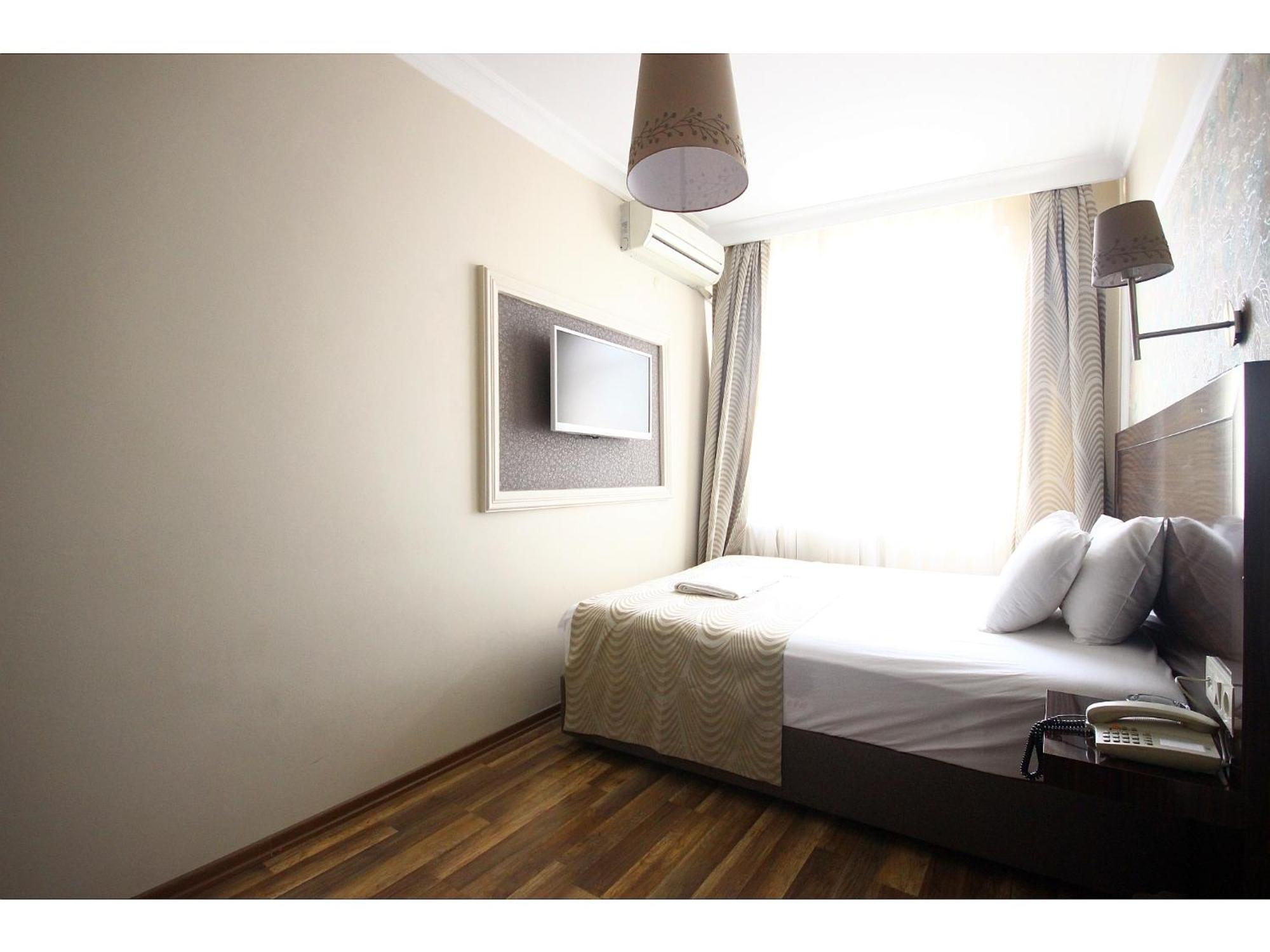 Venus Hotel Taksim — Photos 1